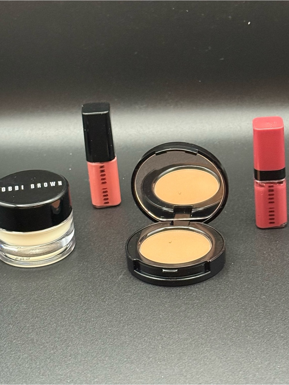 Bobbi Brown Mini Makeup Set: Primer, Liquid Lipstick, Lipgloss & Bronzer